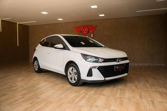 HYUNDAI HB20 1.0 12V FLEX COMFORT MANUAL HYUNDAI HB20 1.0 12V FLEX COMFORT MANUAL